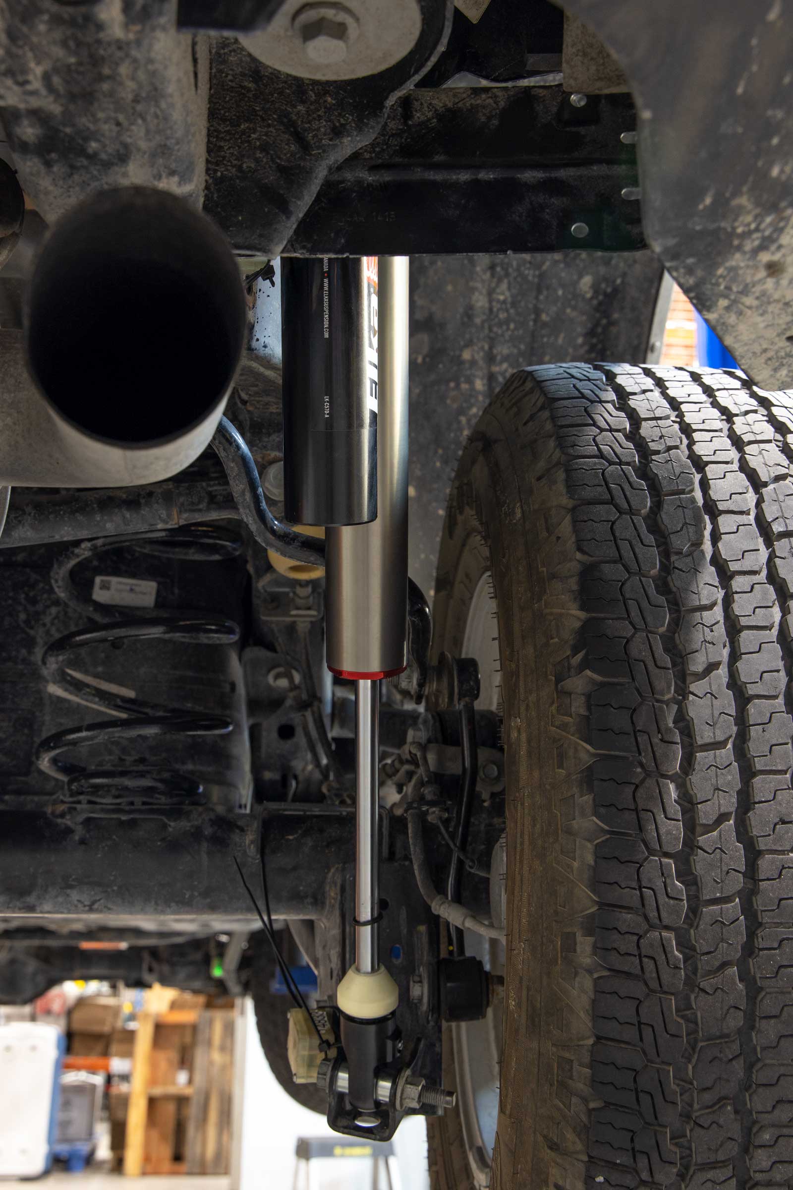 AMORTISSEUR ENSEMBLE AVANT & ARRIÈRE 2.5 DC RÉSERVOIR pour JEEP WRANGLER (JL), 2018 à 2024 (sauf modèles hybrides) (JL, 0 po. à 1.5 po. LIFT) – Image 5