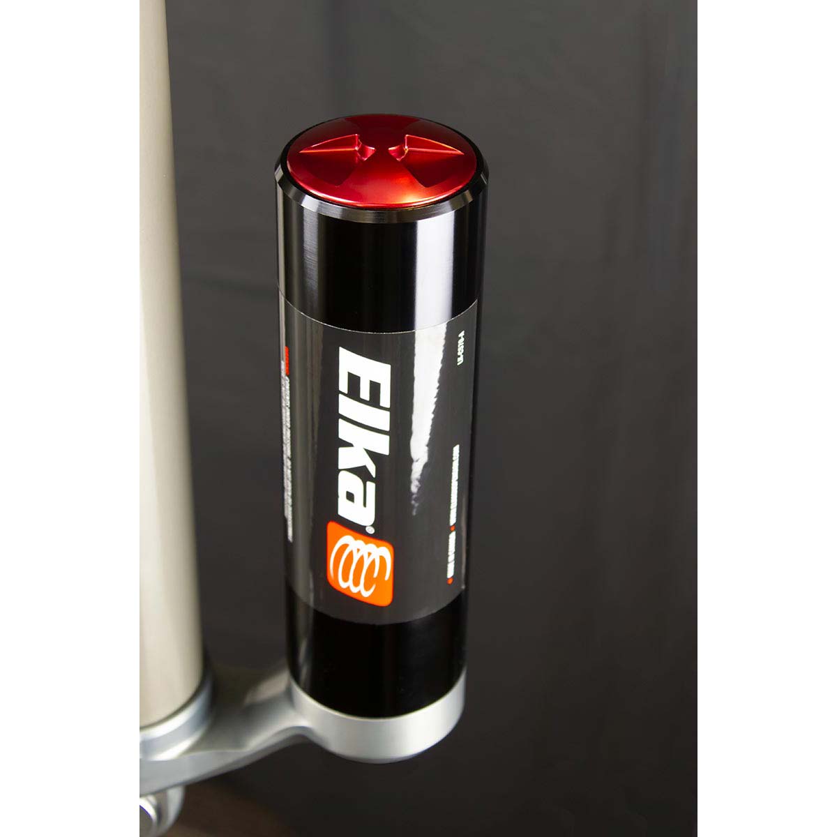 2.5 PIGGYBACK REAR SHOCKS for FORD F-150 4x4, 2021 to 2025 (N/A) - Image 2